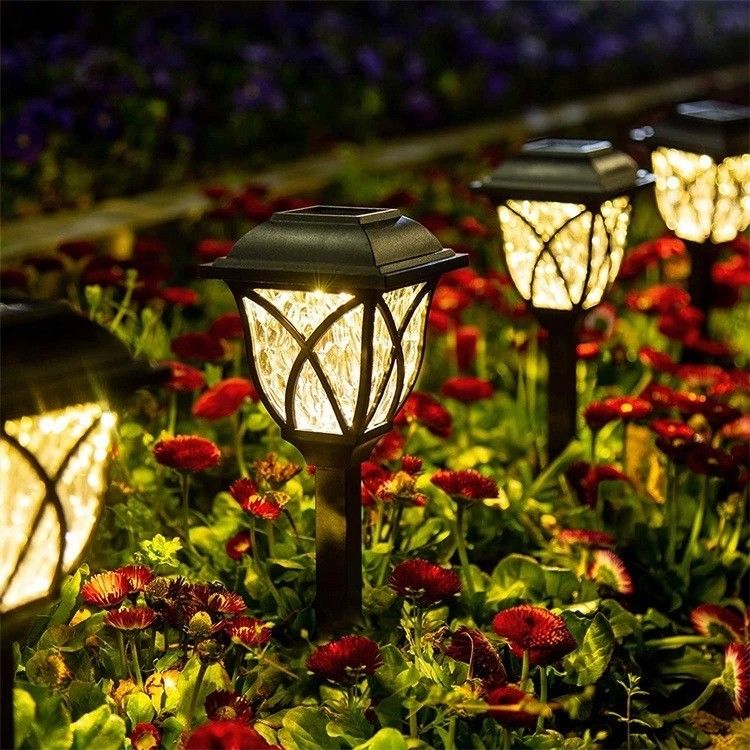 屋外芝生ランプ 歩道 庭園照明 Led Ip65 防水太陽光床ランプ