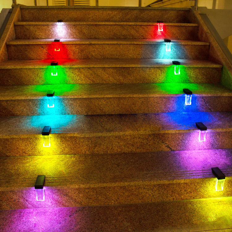 屋外 庭 芝生 ステップ 壁 スコン LED 太陽光 装飾 ライト IP65 防水