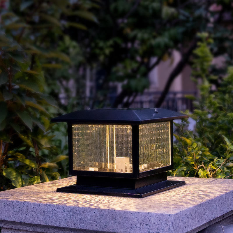 庭園公園照明のための屋外現代太陽光LED柱ランプ 入力電圧 V 3.7V