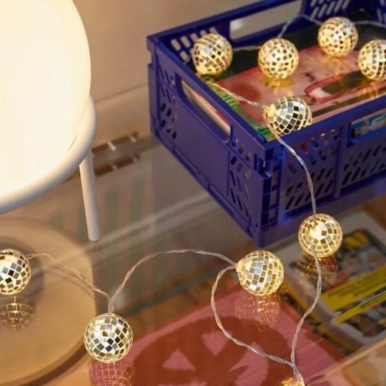 銀のミラーボール LEDストリングランプ クリスマス飾りパーティー ホーム 室内寝室