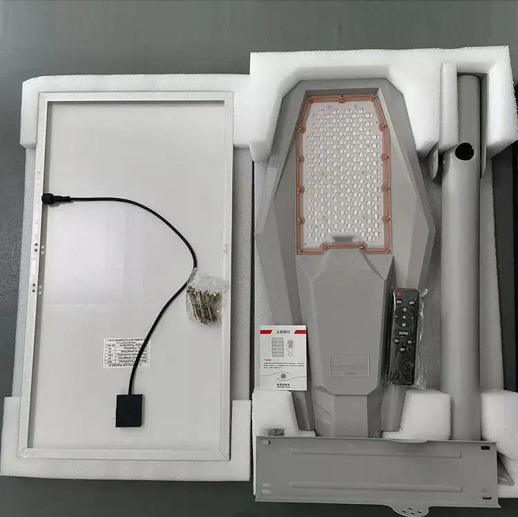 太陽光照明ランプ 300w 400w 500w 200lm/W Ip66 ランプ 太陽光照明 商業用
